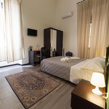 Tra L'Etna E Il Mare B&B Katanya Dış mekan fotoğraf