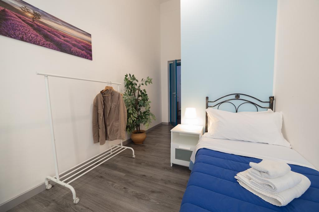 Tra L'Etna E Il Mare B&B Katanya Dış mekan fotoğraf