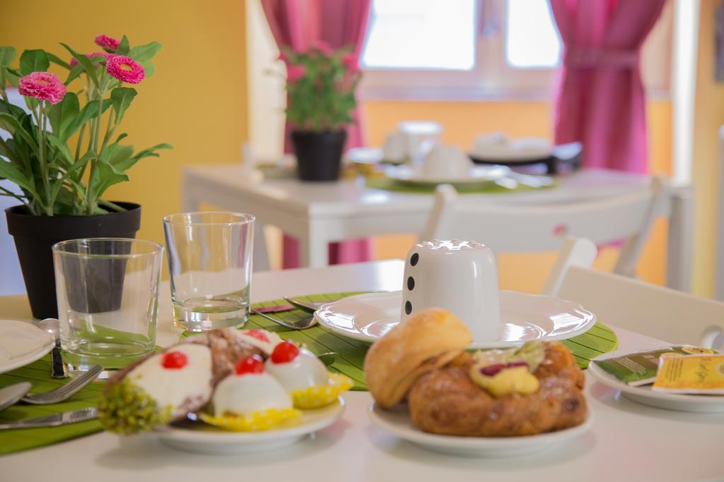 Tra L'Etna E Il Mare B&B Katanya Dış mekan fotoğraf
