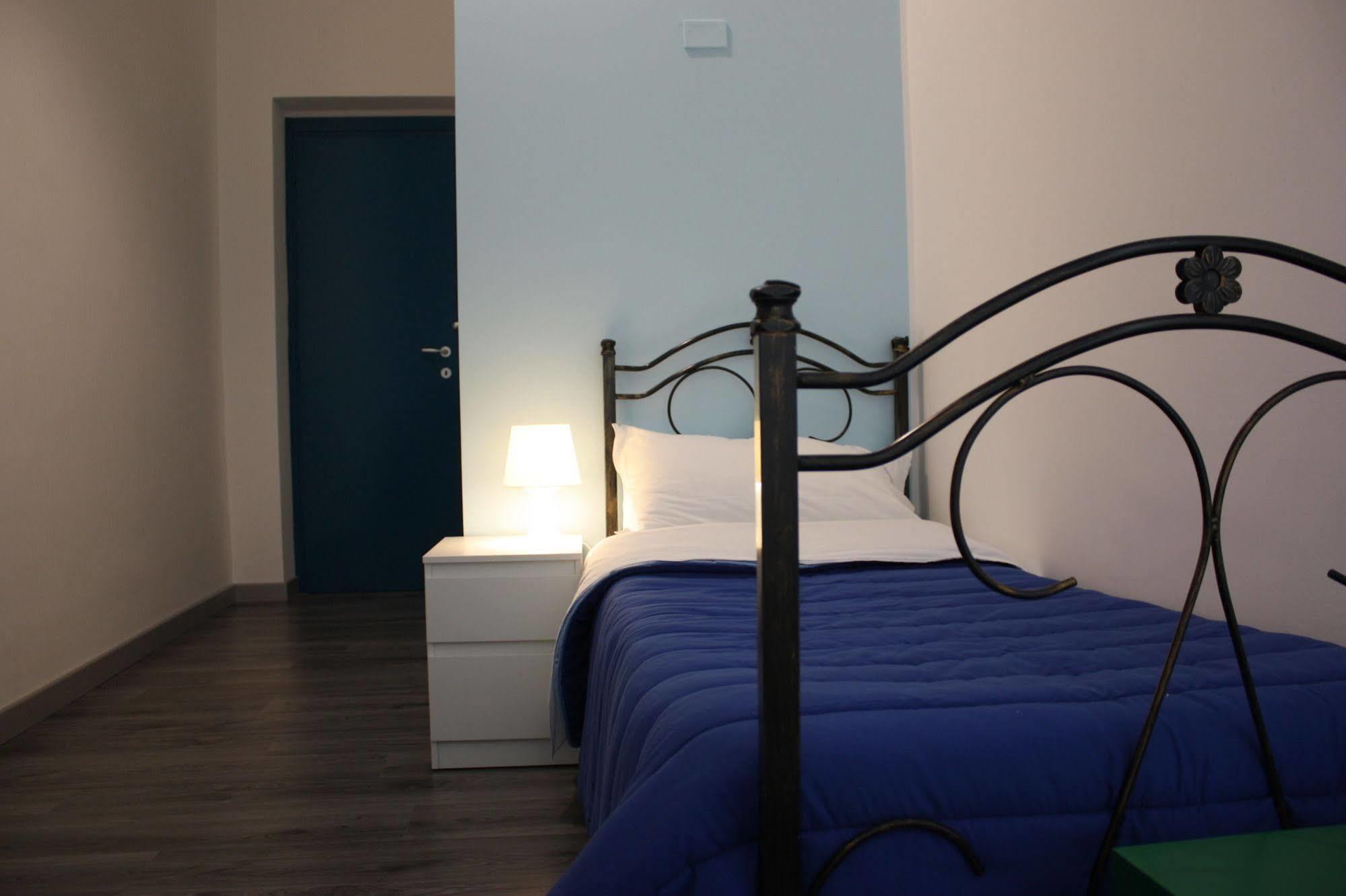 Tra L'Etna E Il Mare B&B Katanya Dış mekan fotoğraf