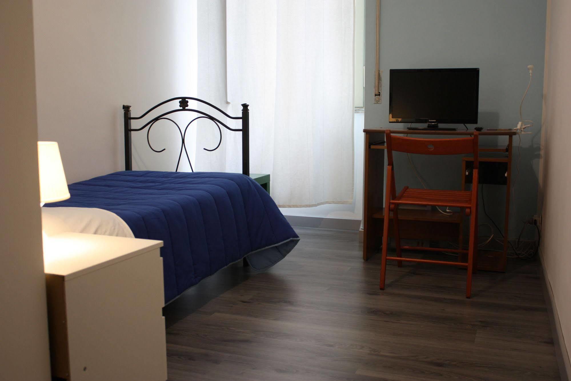 Tra L'Etna E Il Mare B&B Katanya Dış mekan fotoğraf
