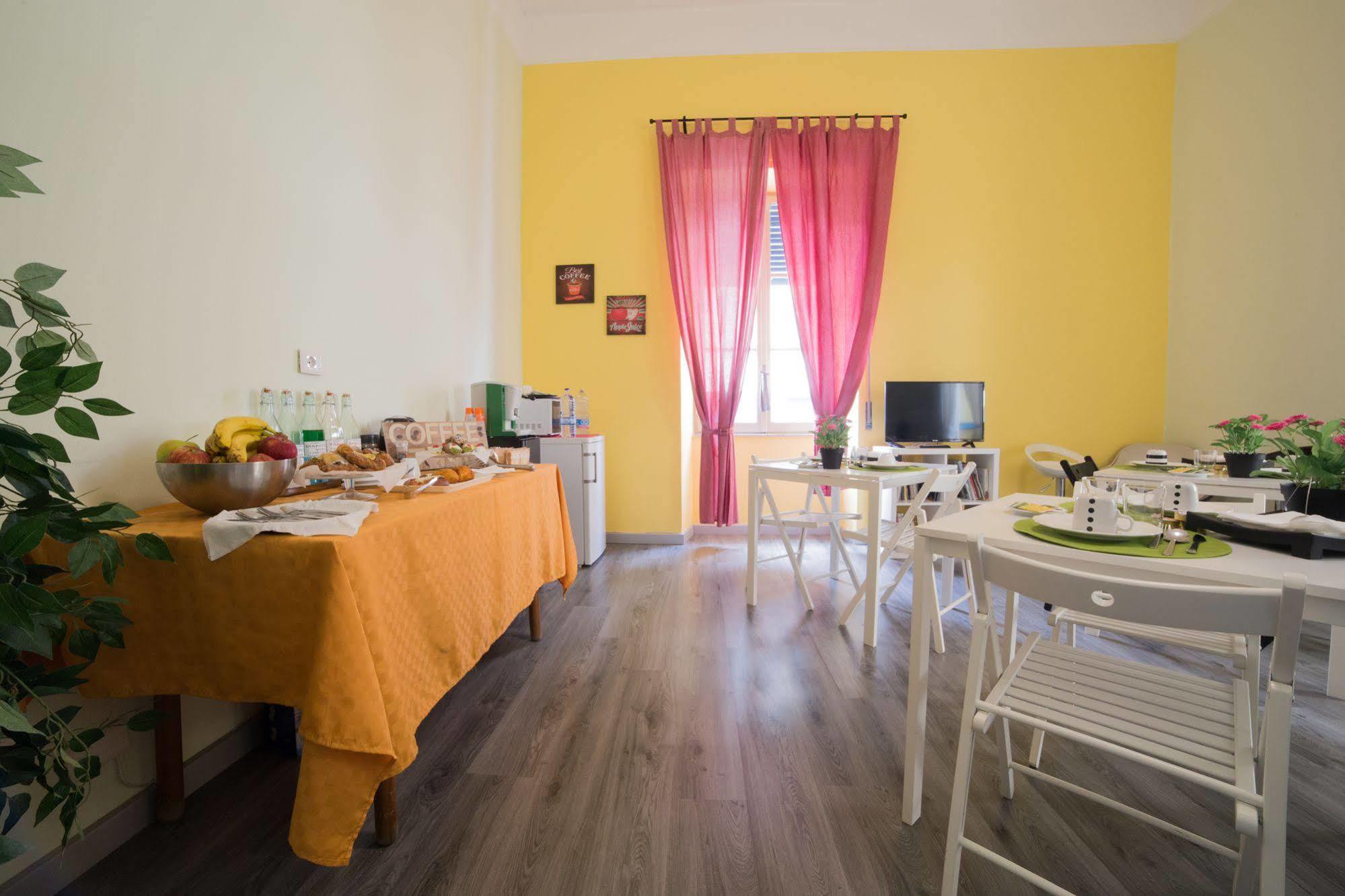 Tra L'Etna E Il Mare B&B Katanya Dış mekan fotoğraf