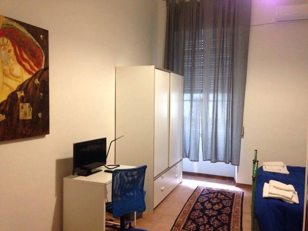 Tra L'Etna E Il Mare B&B Katanya Dış mekan fotoğraf